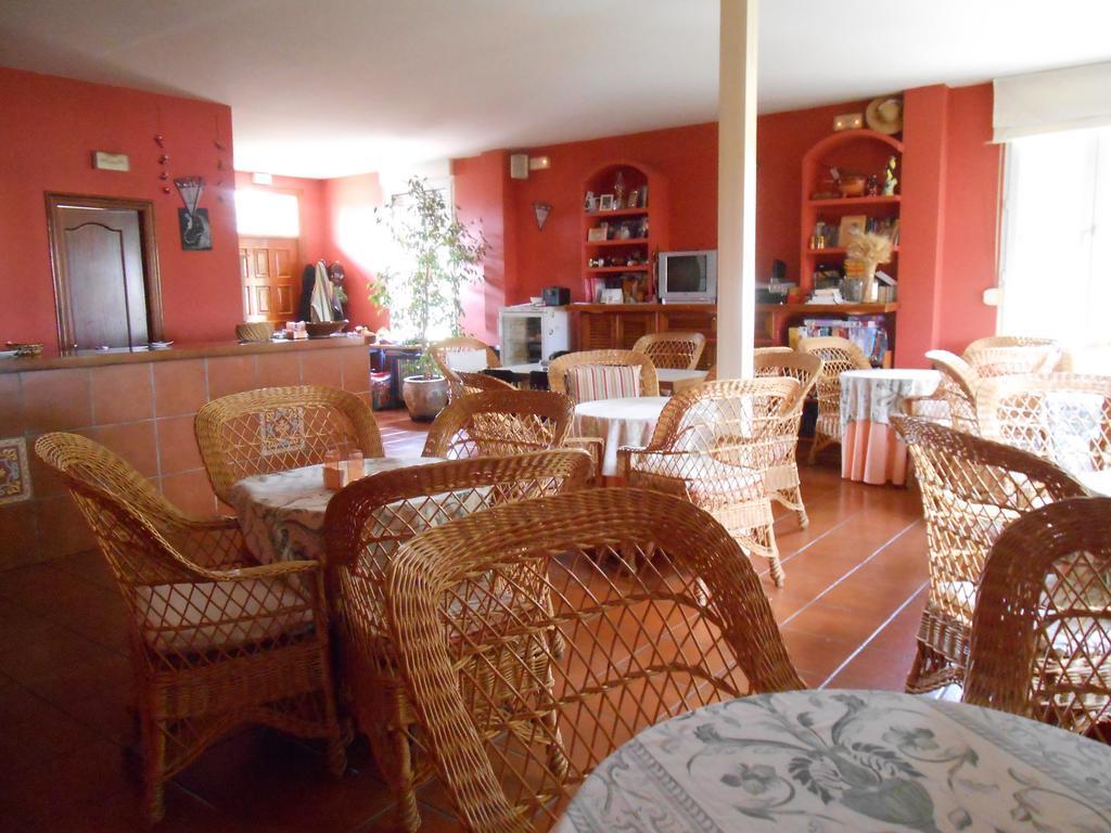 Hostal Burgos Torrecaballeros Exteriör bild